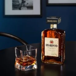 Disaronno Liqueur 70cl 7 Disaronno Liqueur 70cl -Best Liquor Shop disaronno liqueur 70cl lifestyle 2