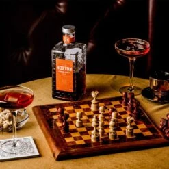 Hoxton London Spritz Amaro 70cl 6 Hoxton London Spritz Amaro 70cl -Best Liquor Shop hoxton london spritz amaro lifestyle1