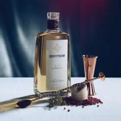 Inverroche Verdant Gin 70cl -Best Liquor Shop inverroche verdant gin lifestyle2