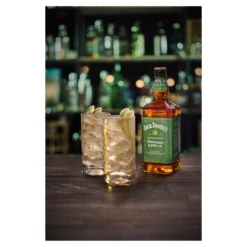 Jack Daniel's Apple Whiskey Liqueur 70cl -Best Liquor Shop jack daniels apple whiskey liqueur lifestyle