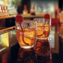 Maker's Mark Bourbon 70cl 6 Maker's Mark Bourbon 70cl -Best Liquor Shop markers mark lifestyle 03