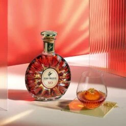 Remy Martin XO Cognac 70cl 2022 Edition Fan Gift Pack -Best Liquor Shop remy martin xo cognac 70cl 2022 fan edition leifestyle